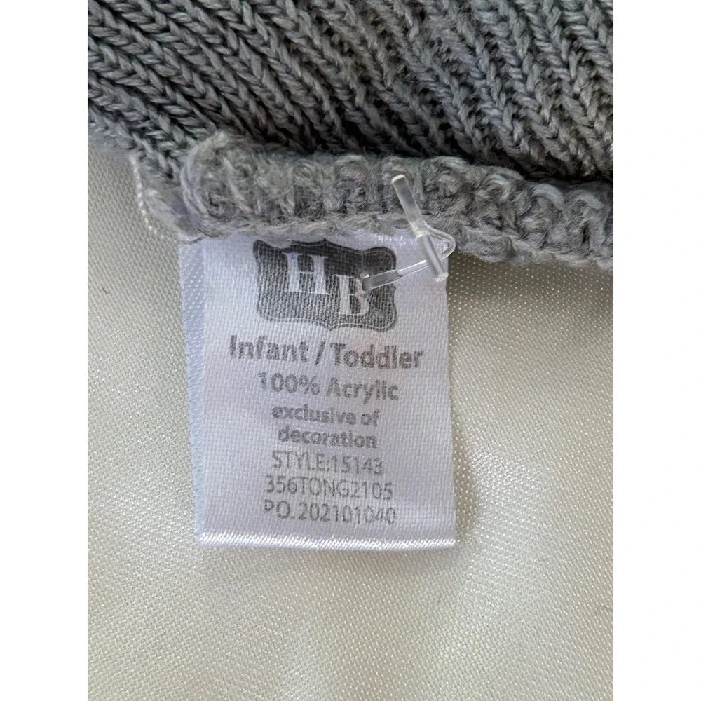 BP Infant Toddler Gray Knit Beanie Hat Star Patch Appliqué Cuffed 100% Acrylic